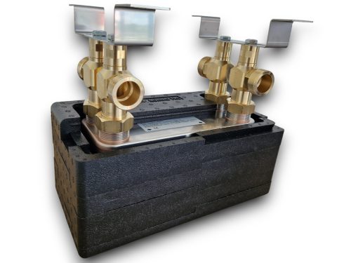 Plate heat exchanger with insulation 40 plates 230kW 4x1 1/4" external connection, with support structure and insulation Ba-27-40